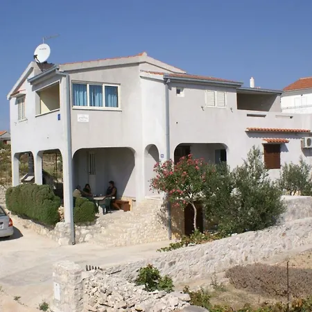 Barry - Sea View And Free Parking Apartment Sevid