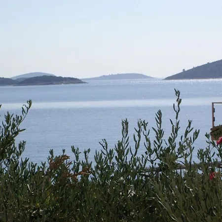 Apartmán Barry - Sea View And Free Parking